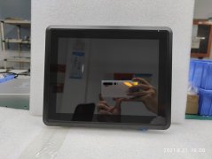 整机IP65防护等级，户外专用工业一体机工控显示器